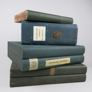 Book faux/boxes/entomology