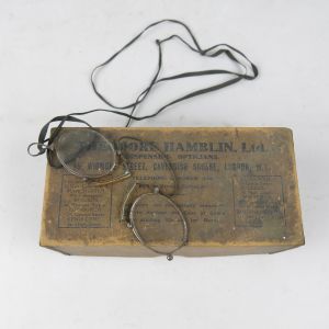 Vintage spectacles/pince-nez