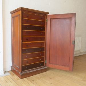 Large collector's cabinet