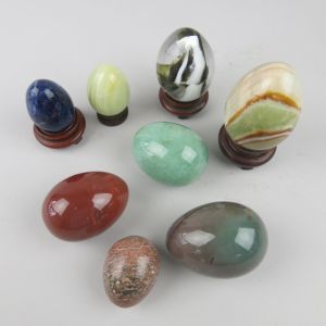 Polished mineral specimen eggs